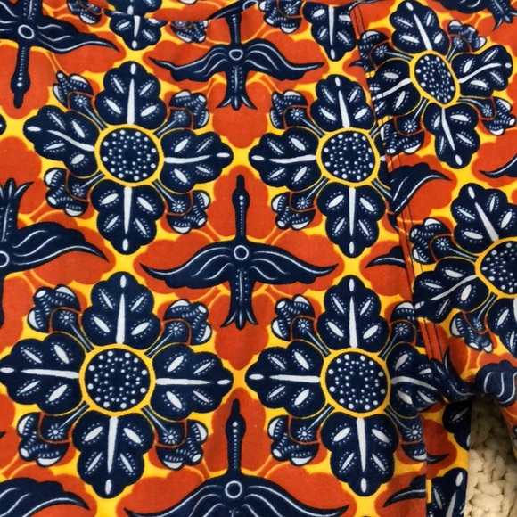 Gorgeous LulaRoe orange & blue one size leggings - Picture 6 of 8